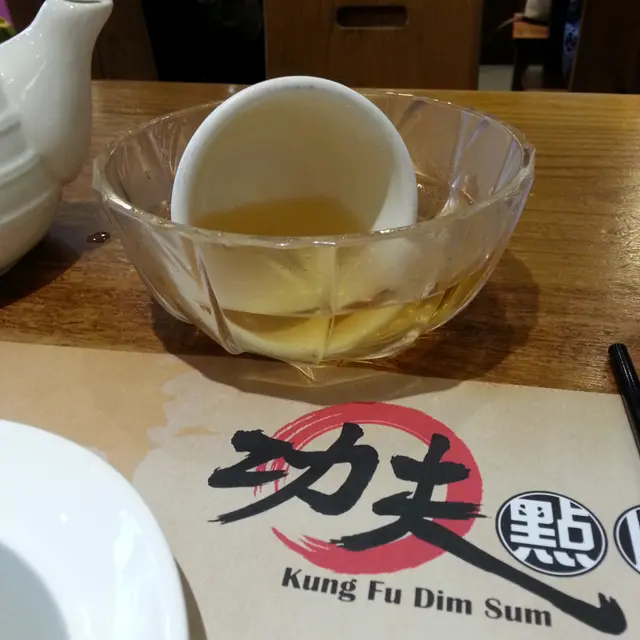 吃點心要有茶水兜才像樣