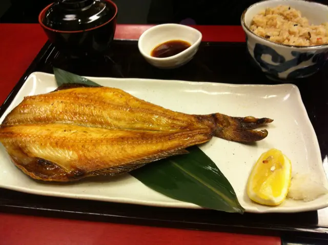 外皮焦香、魚肉嫩滑