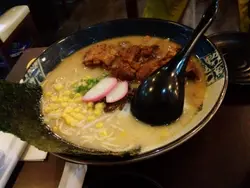 豬軟骨拉麵