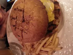 大大的一个汉堡包