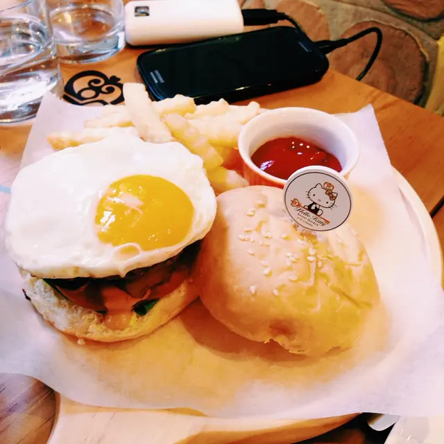 secert garden burger