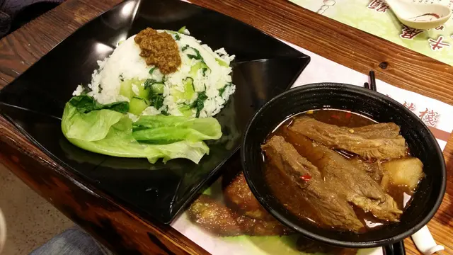 士林招牌牛展, 菜飯