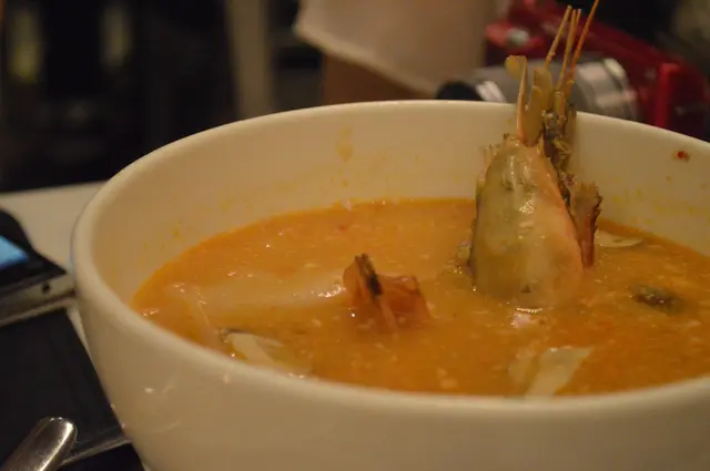 泰式河蝦冬蔭公湯河粉