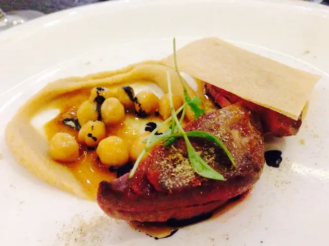 Pigeon with chickpeas
