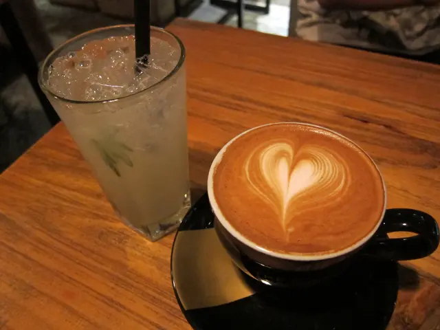 Homemade Lemonade/ Cappuccino