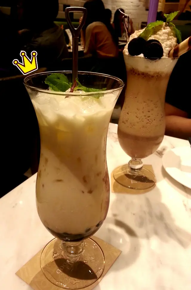 凍黑糖牛奶珍珠，凍朱古力咖啡