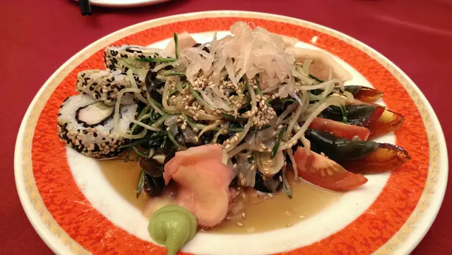 小樹耳海珊瑚壽司併盤