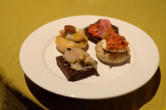 Canapes