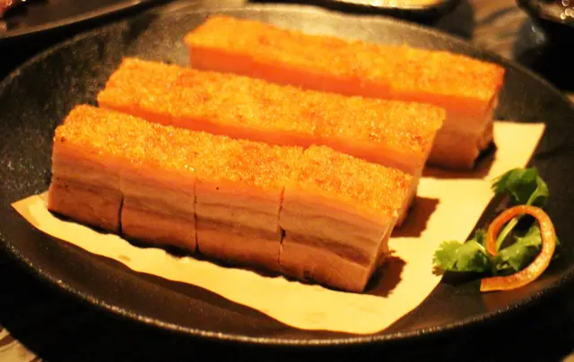 脆皮燒腩仔