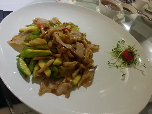 翠玉瓜少象拔蚌，少得可憐