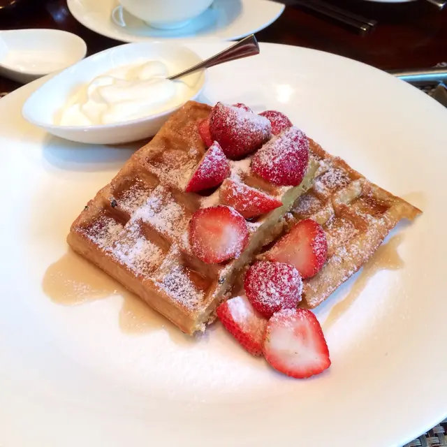 strawberries with waffle