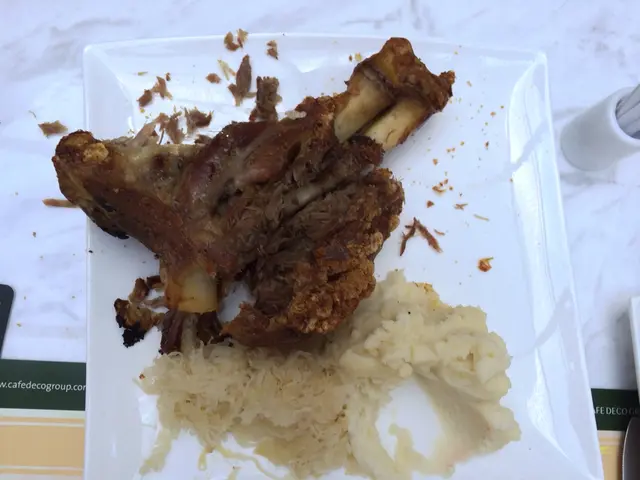 碎肉一般的烤豬手