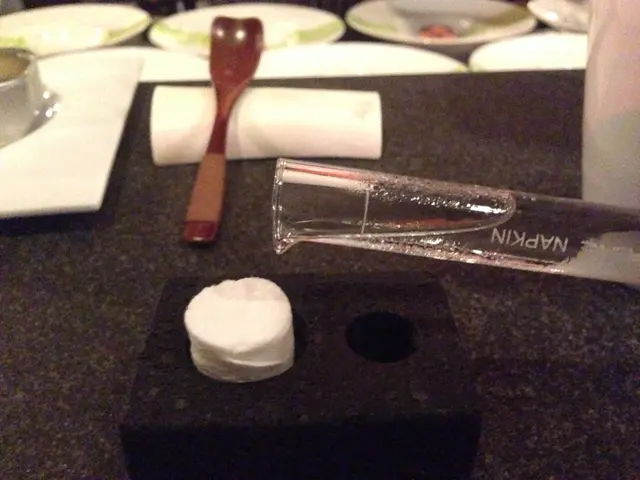 Napkin + test tube