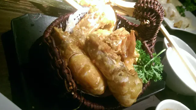 平時出面食既黃金蝦都係中等size，呢度既蝦好大隻@.@正