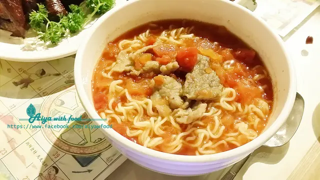 番茄濃湯底牛肉公仔麵