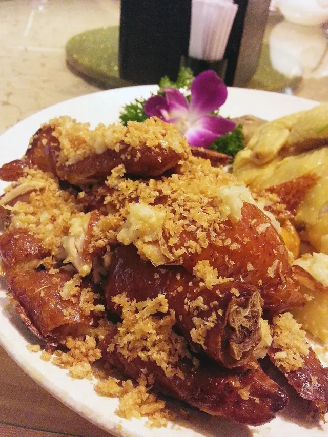 秘製脆皮蒜香雞