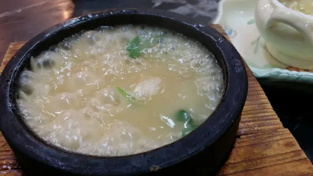 只得3梳翅，連牙菜都少！幸好湯底還有瑤柱味！