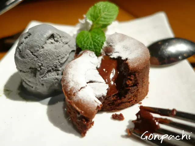 心太軟伴芝麻雪糕