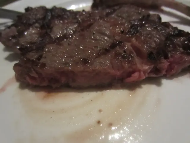 五成熟o既美國特級肉眼配蝦醬忌廉汁