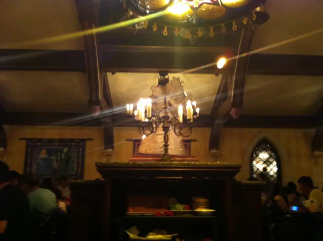 廚餘、餐盆接收位置在我正前方=.=