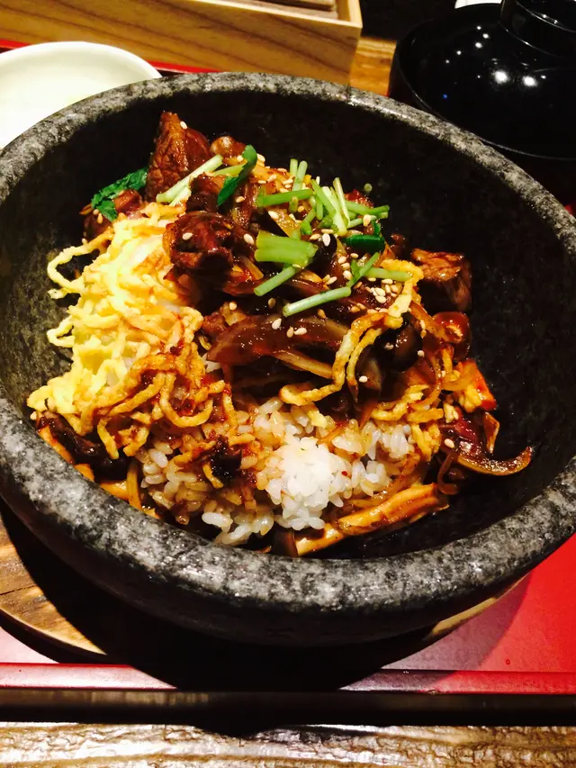 日式牛肉石頭飯