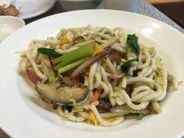 一品海鮮炒魚面
