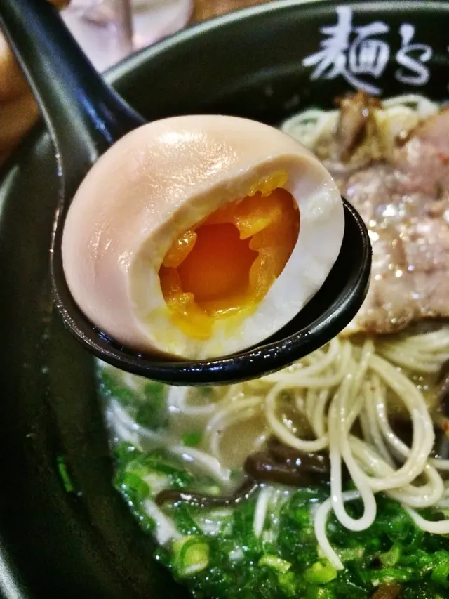 溏心蛋