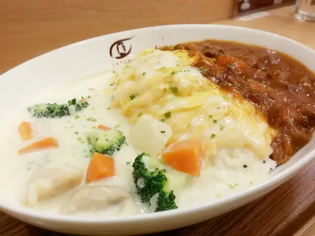 忌廉濃茄汁蛋包飯