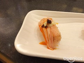 炙燒辛辣三文魚壽司 - 杏花邨的元気寿司