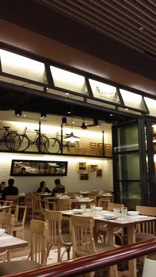 還有國內流行的單車做裝飾品