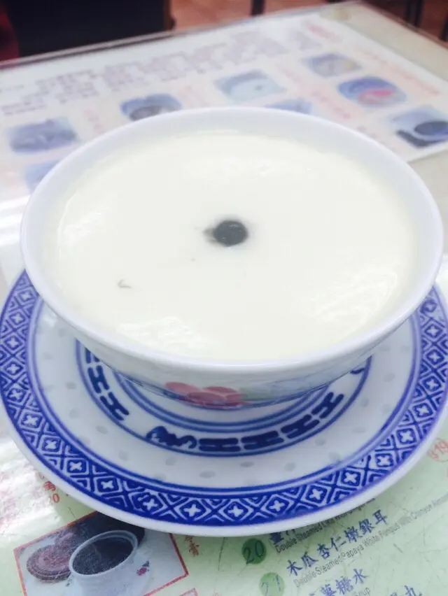 黑白撈埋好滑，好濃！