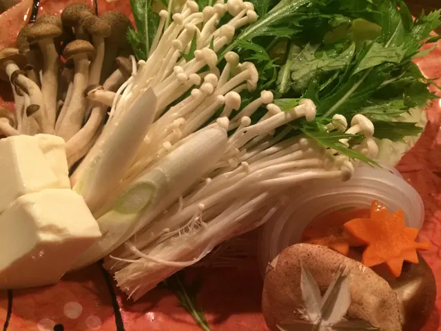 鱈場蟹毛蟹什菌野菜火鍋