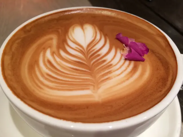 相當出色的一款咖啡。拉花也很有心思。