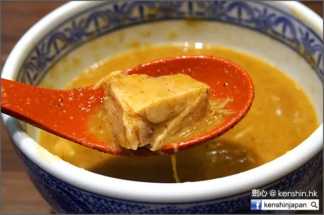 沾汁內的叉燒粒還可