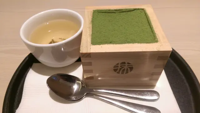 綠茶Tiramisu 