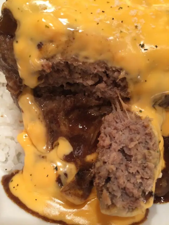 芝士雙層漢堡扒咖哩飯