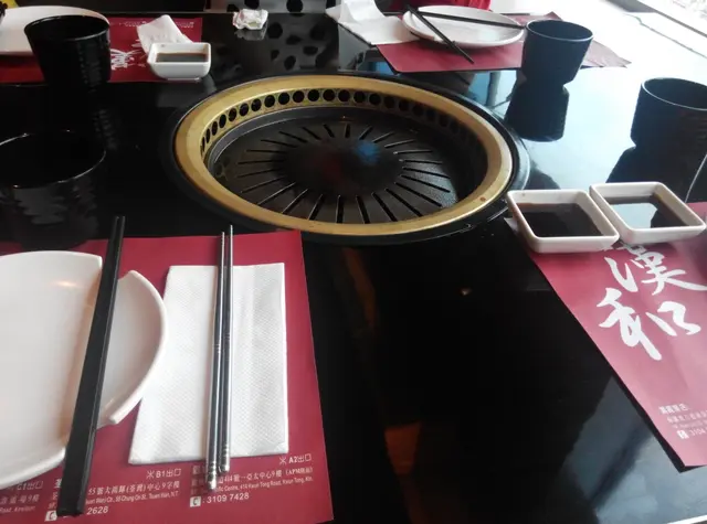 內置抽油煙機嘅烤爐,食完唔會成身肉味