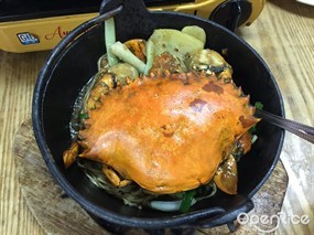 胡椒大肉蟹伊麵 - 九龍城的名廚小館