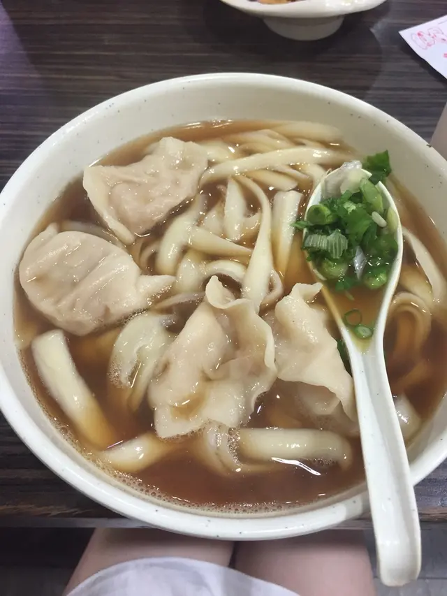 上海水餃刀削麵