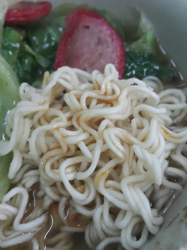 混了麻油的麵更美味