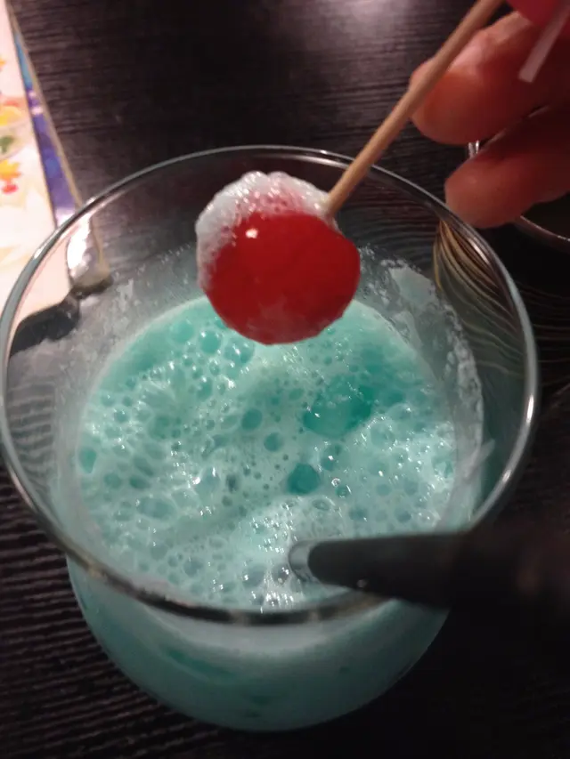 藍色夏威夷里的車里子