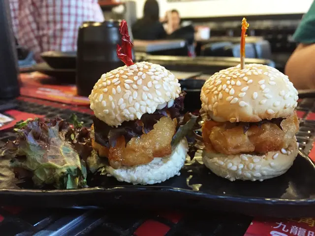 吾係老點小漢堡