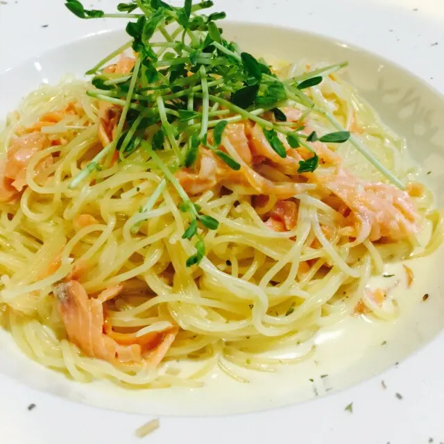 煙三文魚天使麵