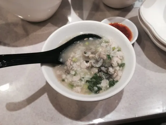 含蠔量好高嘅蠔仔粥