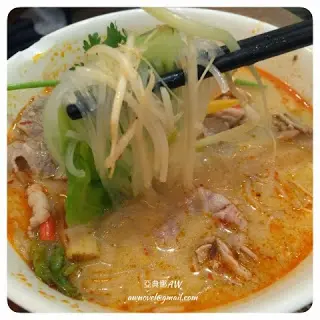 泰式生牛肉冬蔭公湯檬