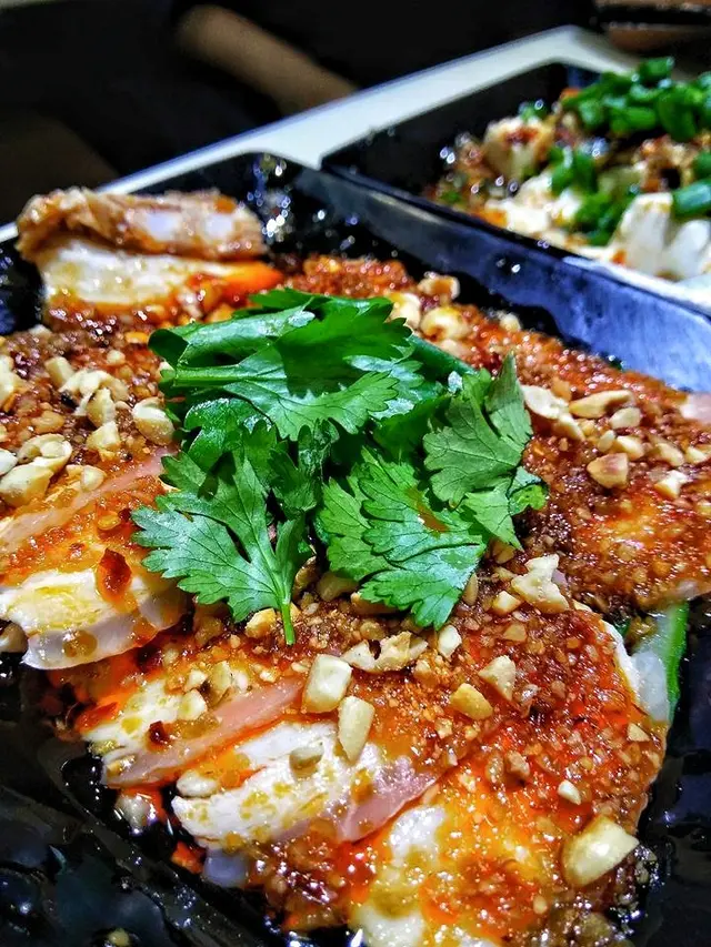 白肉夠薄,但紅油好似略多左啲