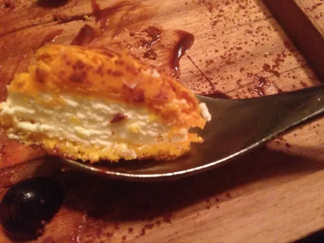 下層是忌廉豐富的蛋糕層