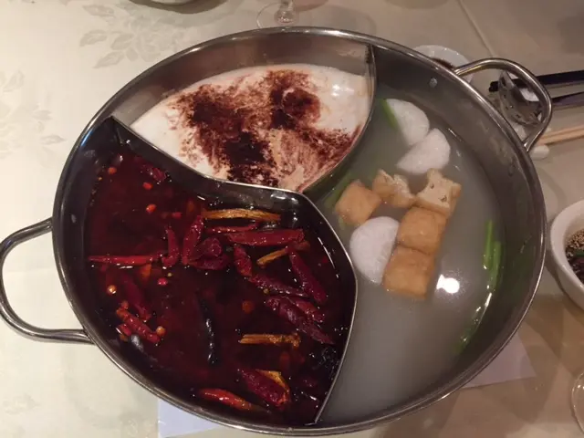 Cappuccino 冬陰公+麻辣+海蜆湯