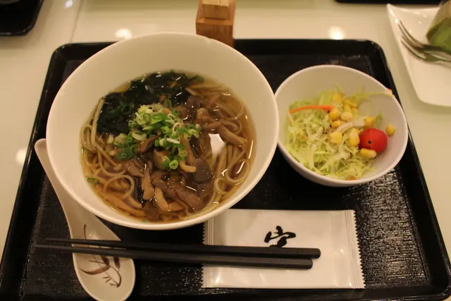 醬油烏冬 $99/套餐