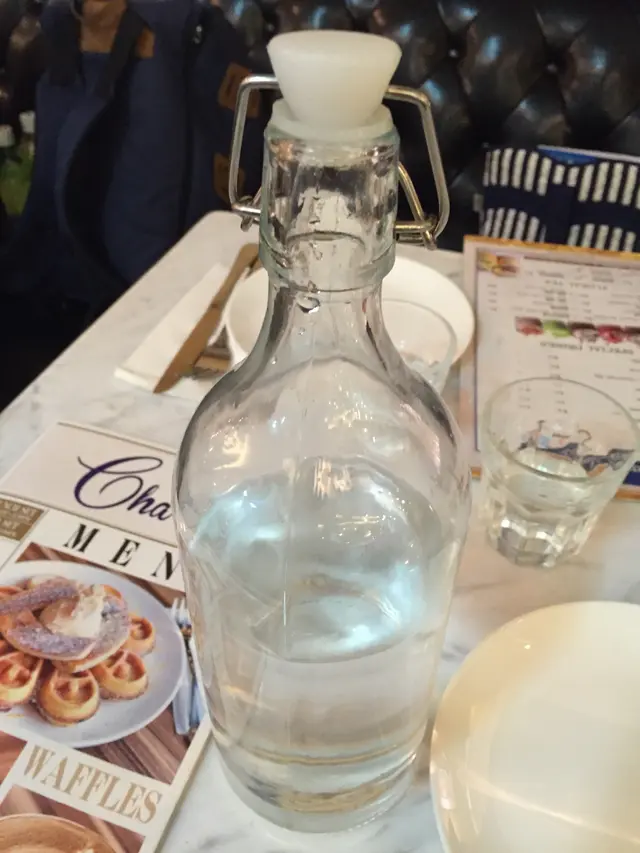 珍貴既食水